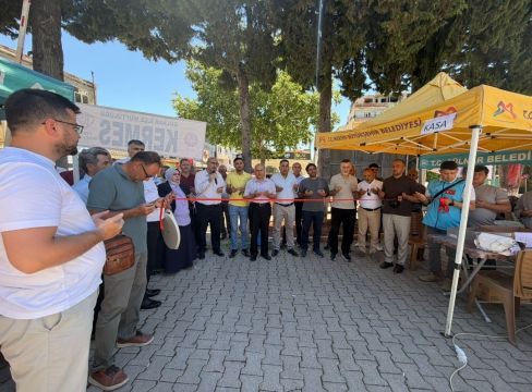 GÜLNAR'DA KUR'AN KURSU YARARINA KERMES AÇILDI.